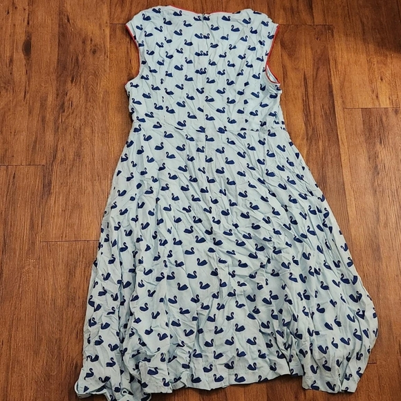 NWT Lindy Bop UK Swan Dress - Picture 5 of 7